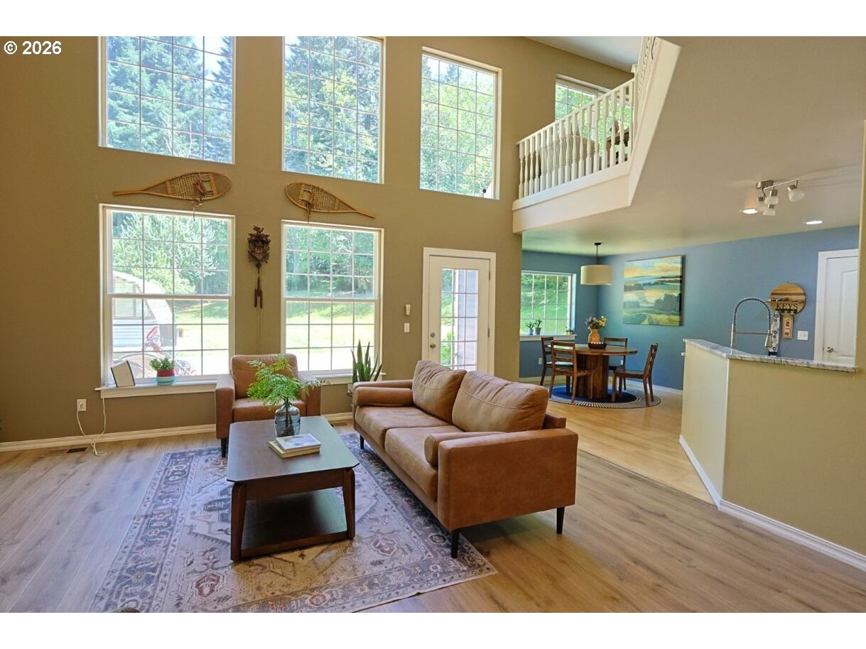93789 Coos Sumner Ln Property Photo 6