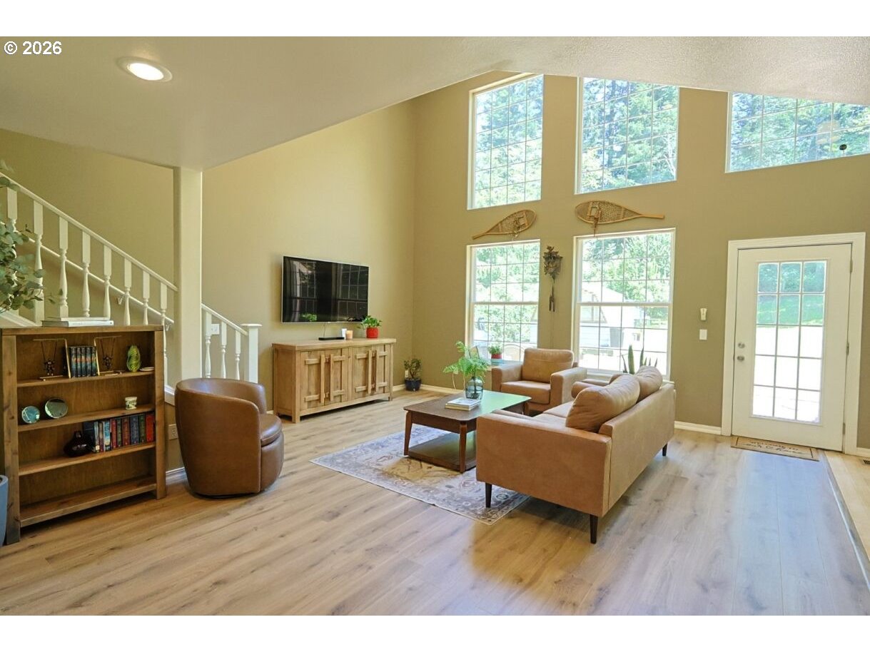 93789 Coos Sumner Ln Property Photo 7