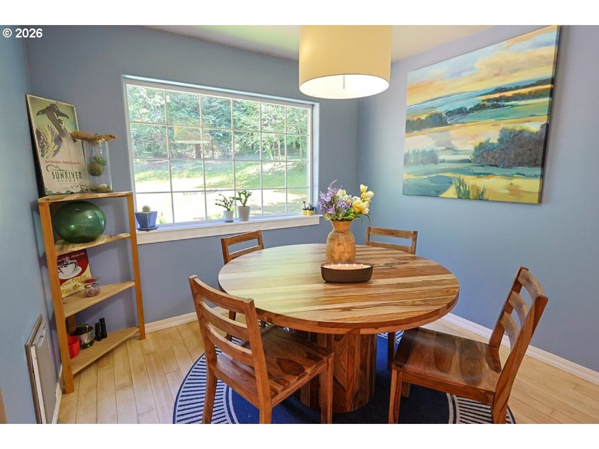 93789 Coos Sumner Ln Property Photo 11