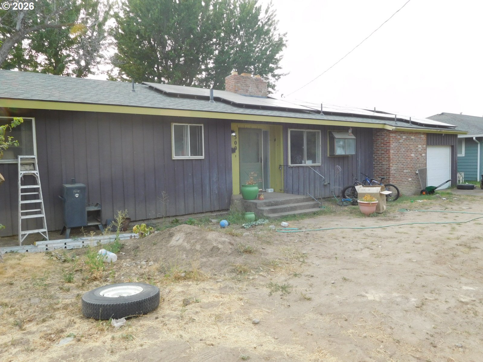 300 PARKVIEW ST Property Photo 1
