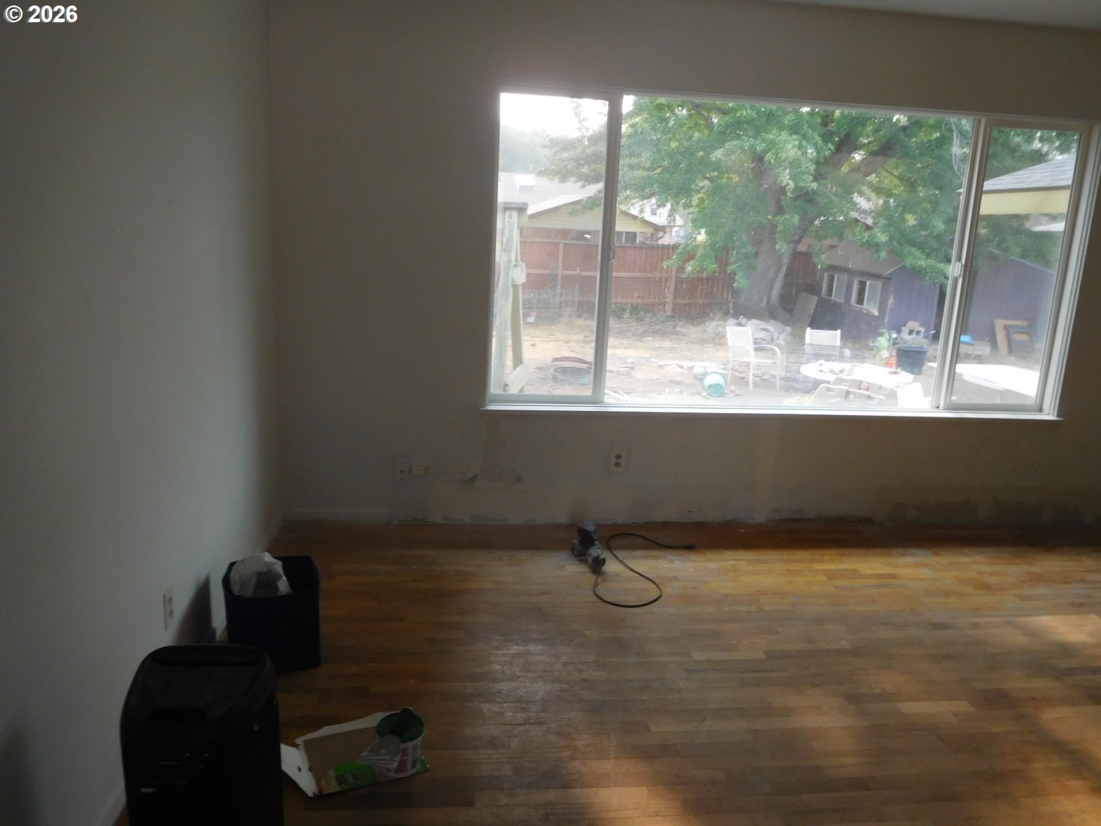 300 Parkview St Property Photo 5