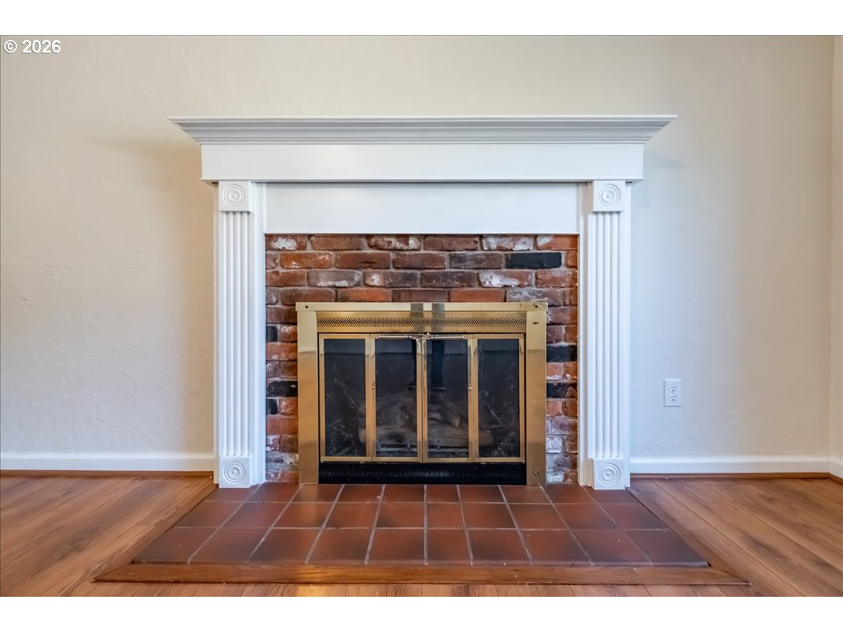 1012 S Water St Property Photo 10