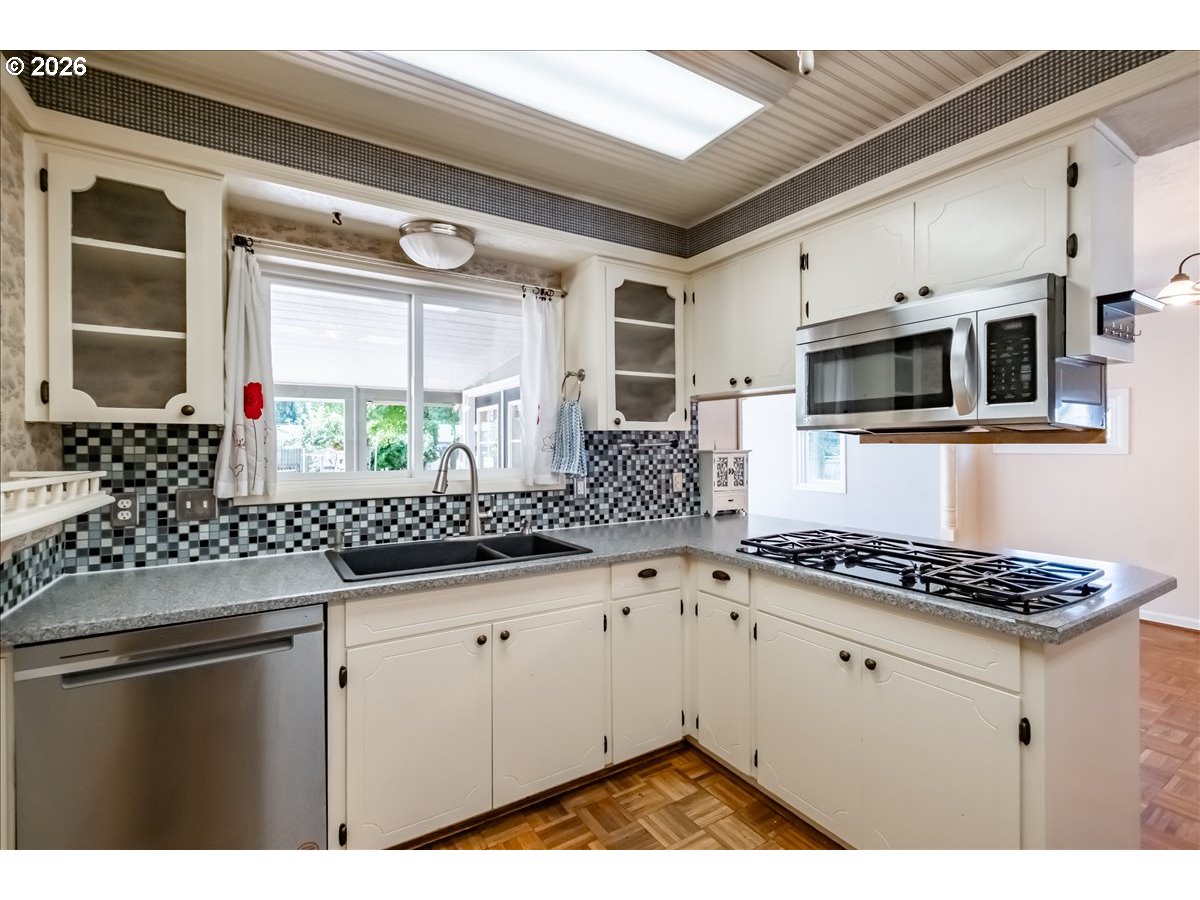 1012 S Water St Property Photo 16