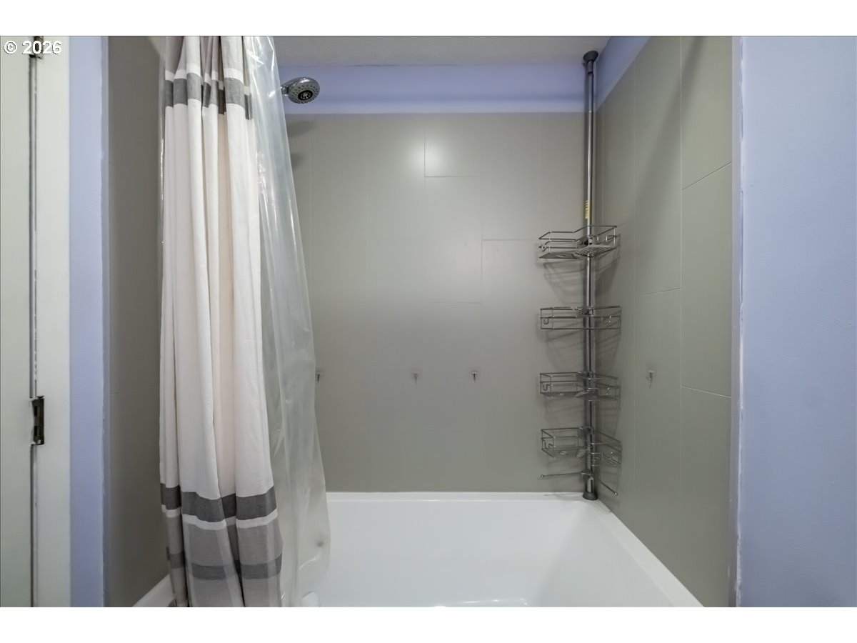 1012 S Water St Property Photo 25
