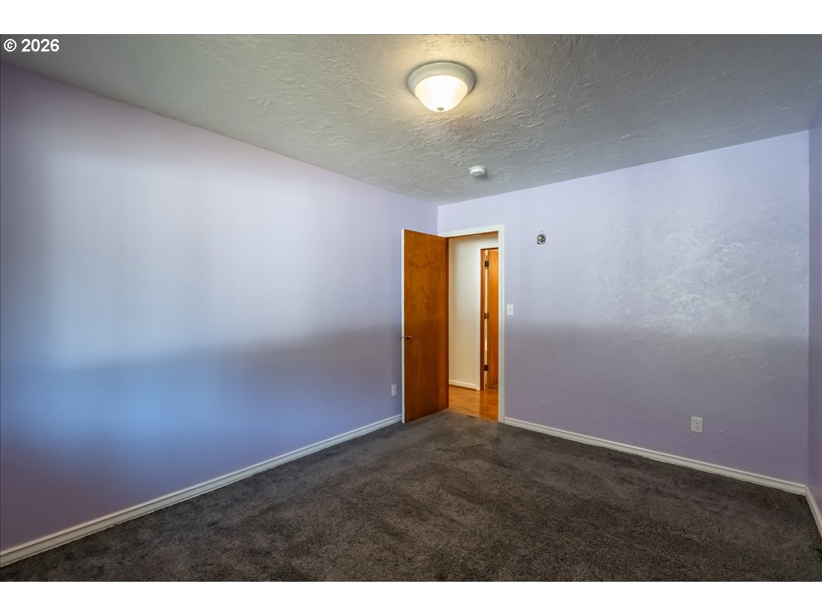 1012 S Water St Property Photo 27