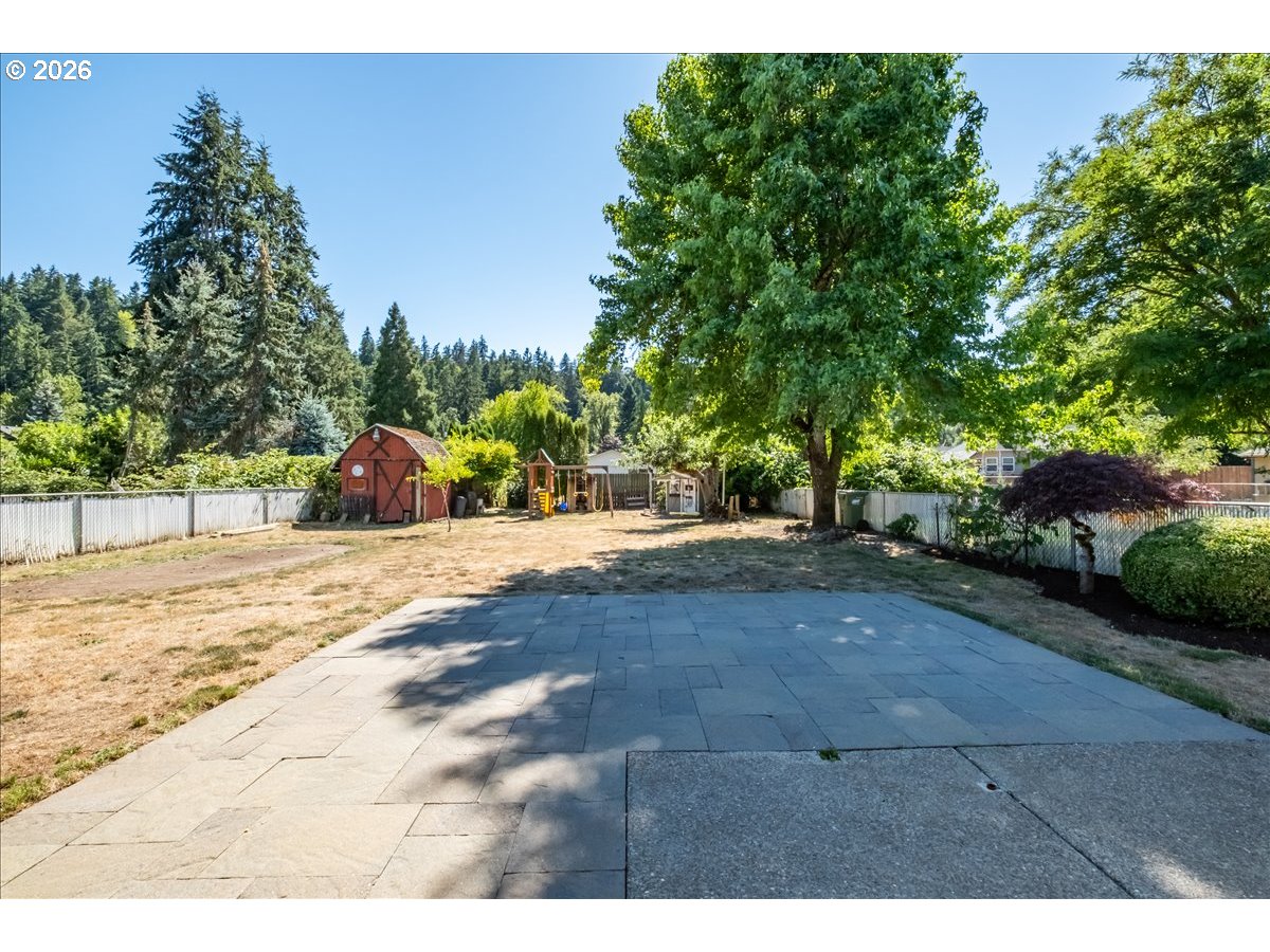 1012 S Water St Property Photo 33