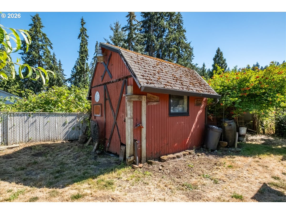 1012 S Water St Property Photo 36
