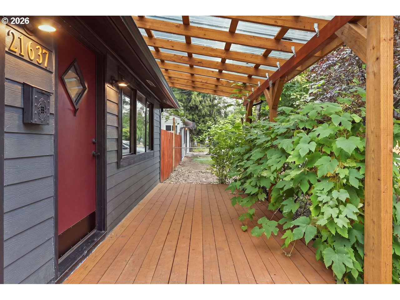 21637 Se Ash St Property Photo 2