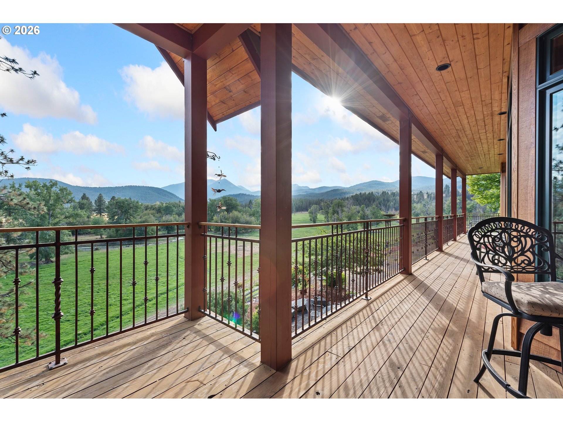 62726 N Powder River Ln Property Photo 27