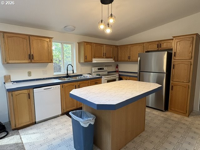 206 S Washington St Property Photo 2