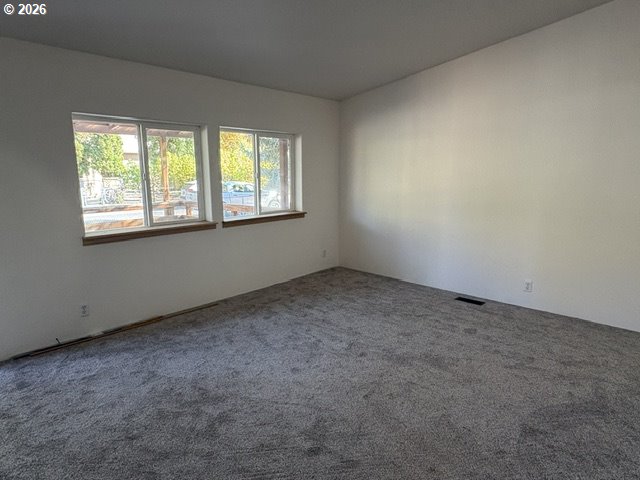 206 S Washington St Property Photo 5