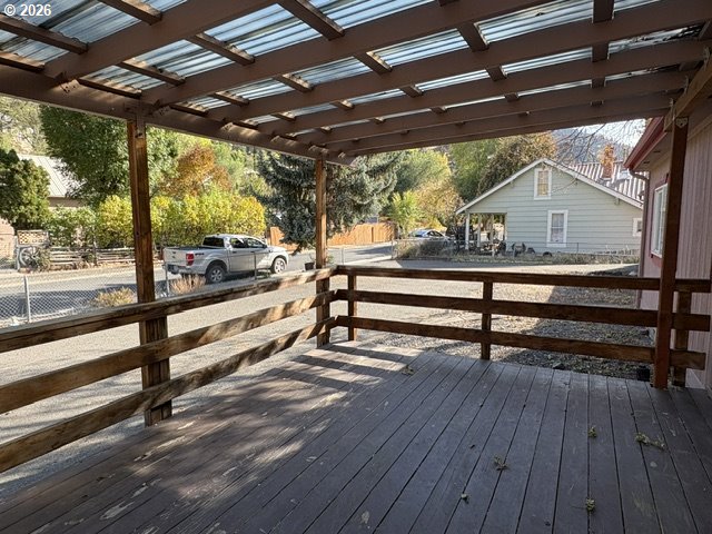 206 S Washington St Property Photo 27