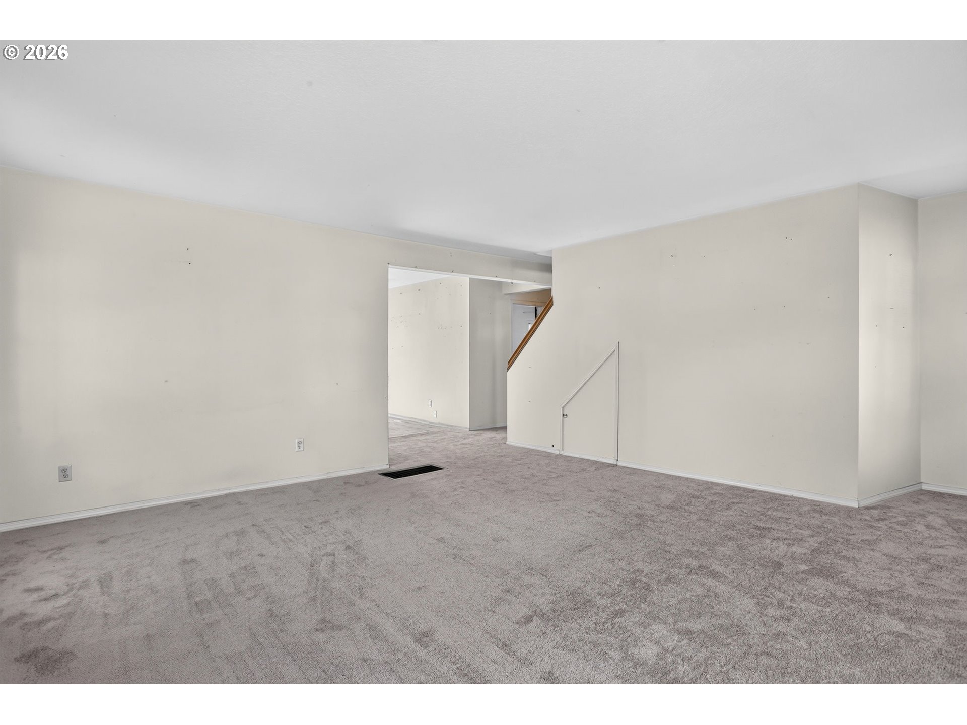 17619 Se Rose St Property Photo 9