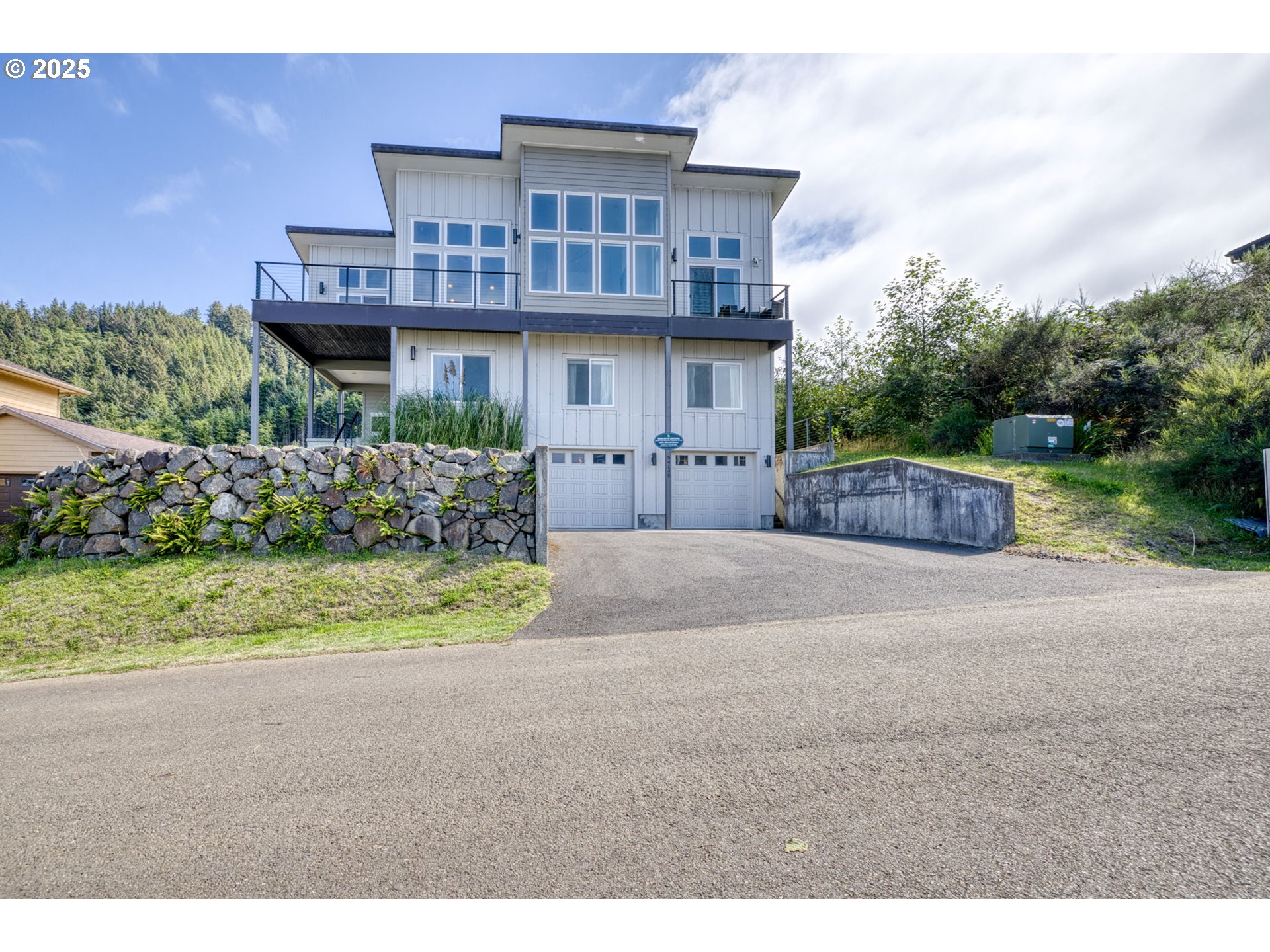 54145 S Beach Rd Property Photo 1