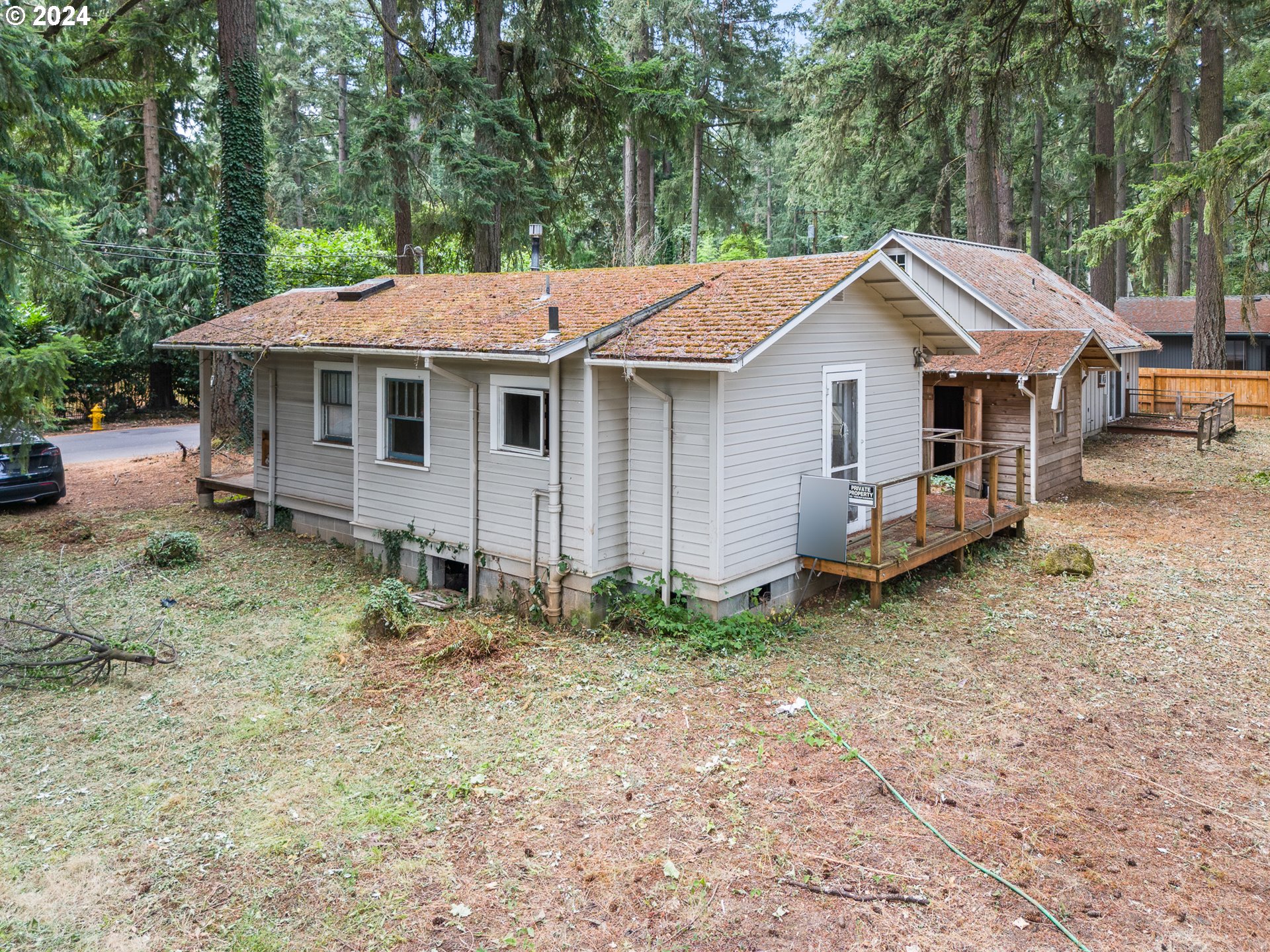 16061 Waluga Dr Property Photo 8