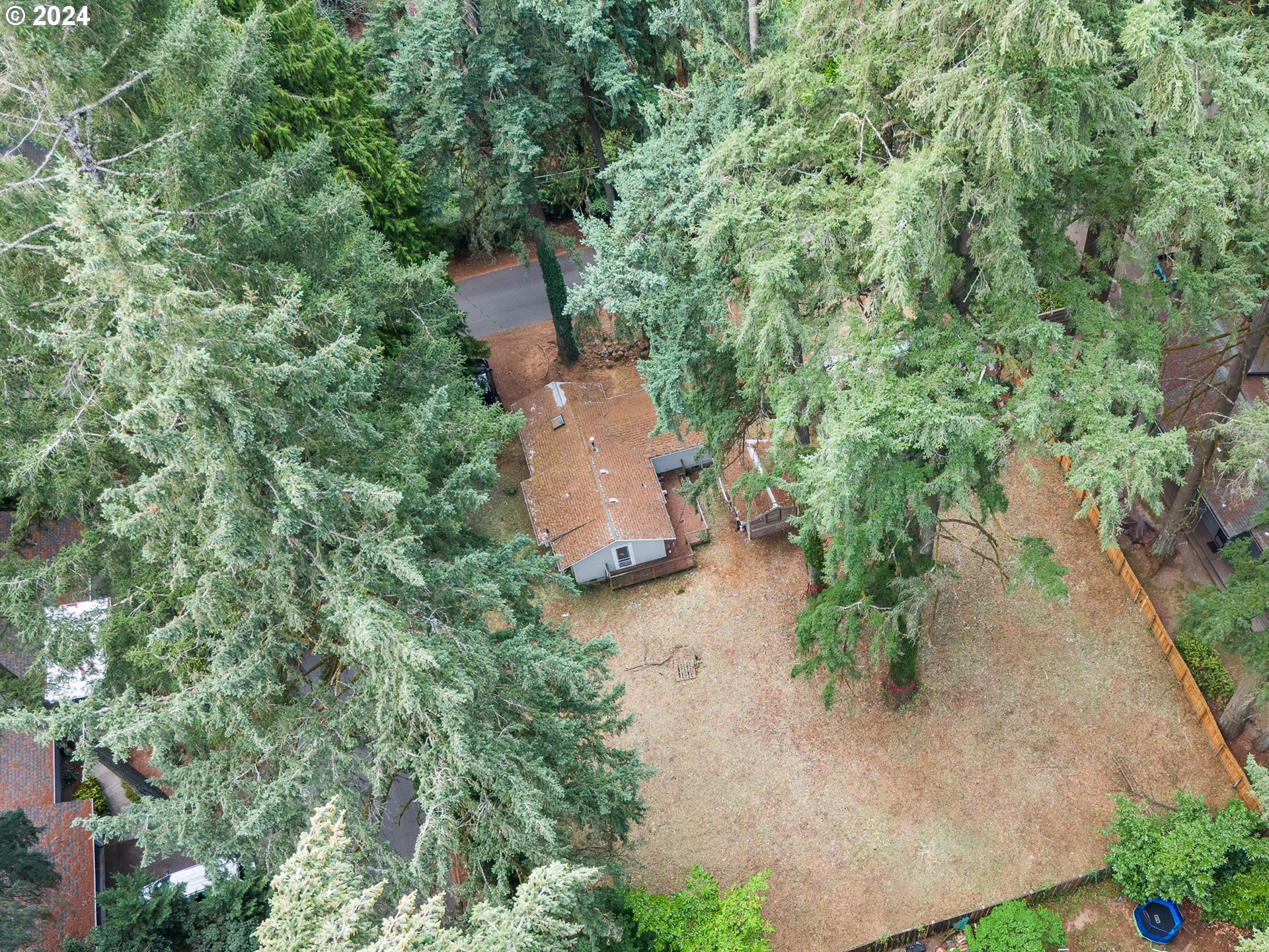 16061 Waluga Dr Property Photo 10