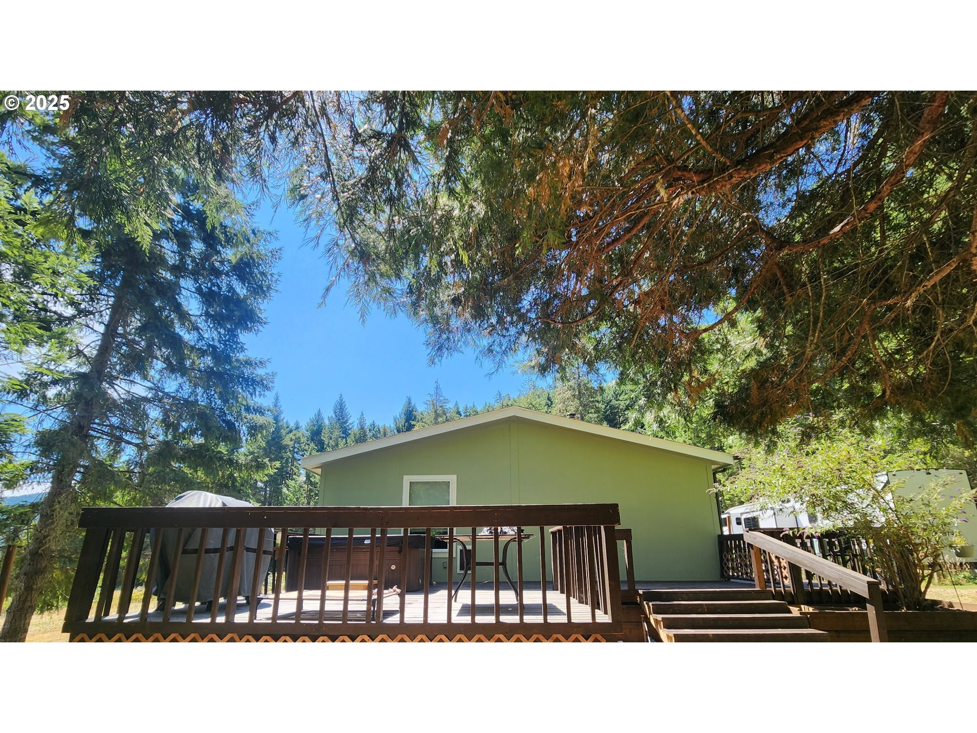 6228 Upper Cow Creek Rd Property Photo 5
