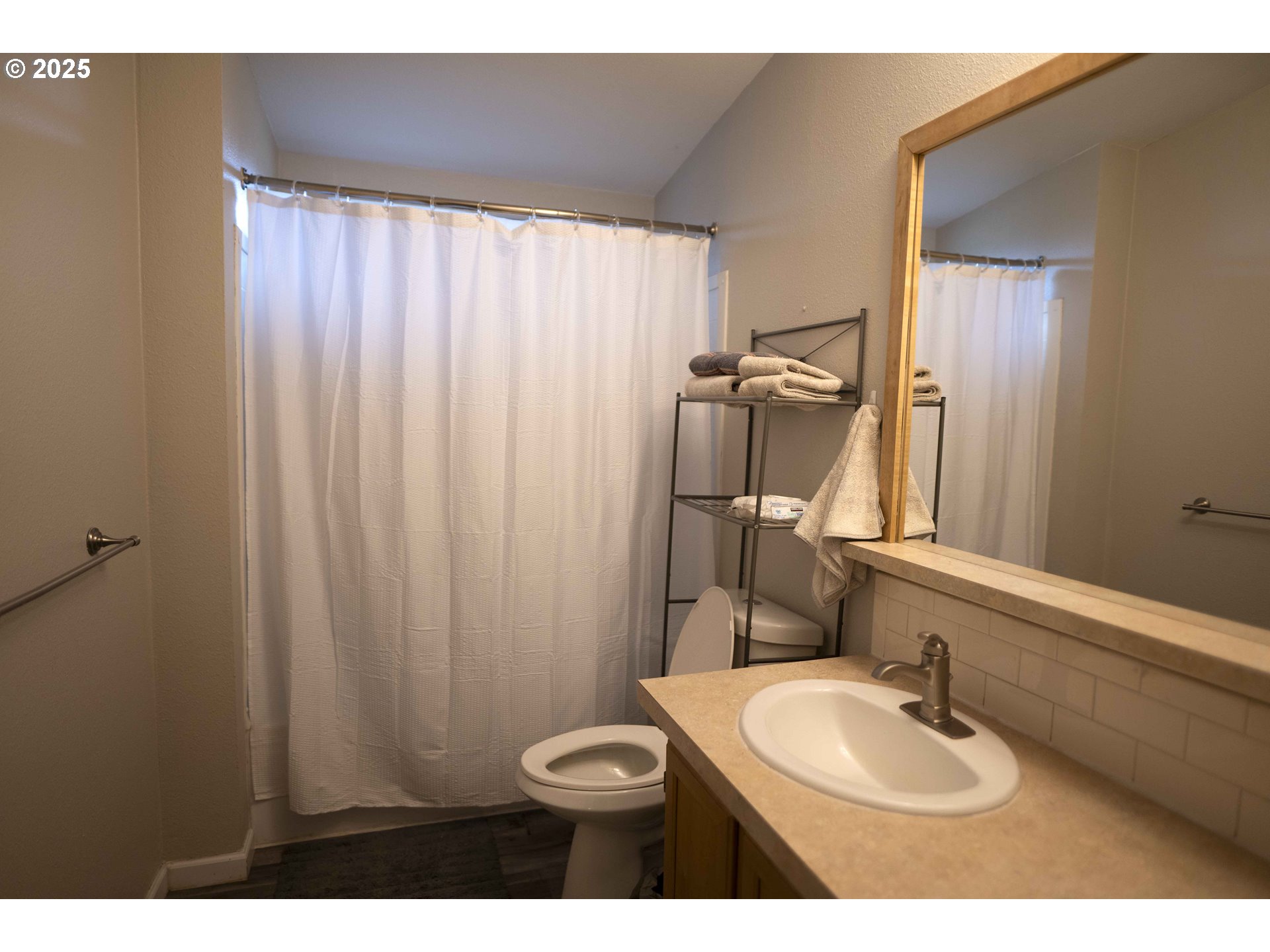 6228 Upper Cow Creek Rd Property Photo 24