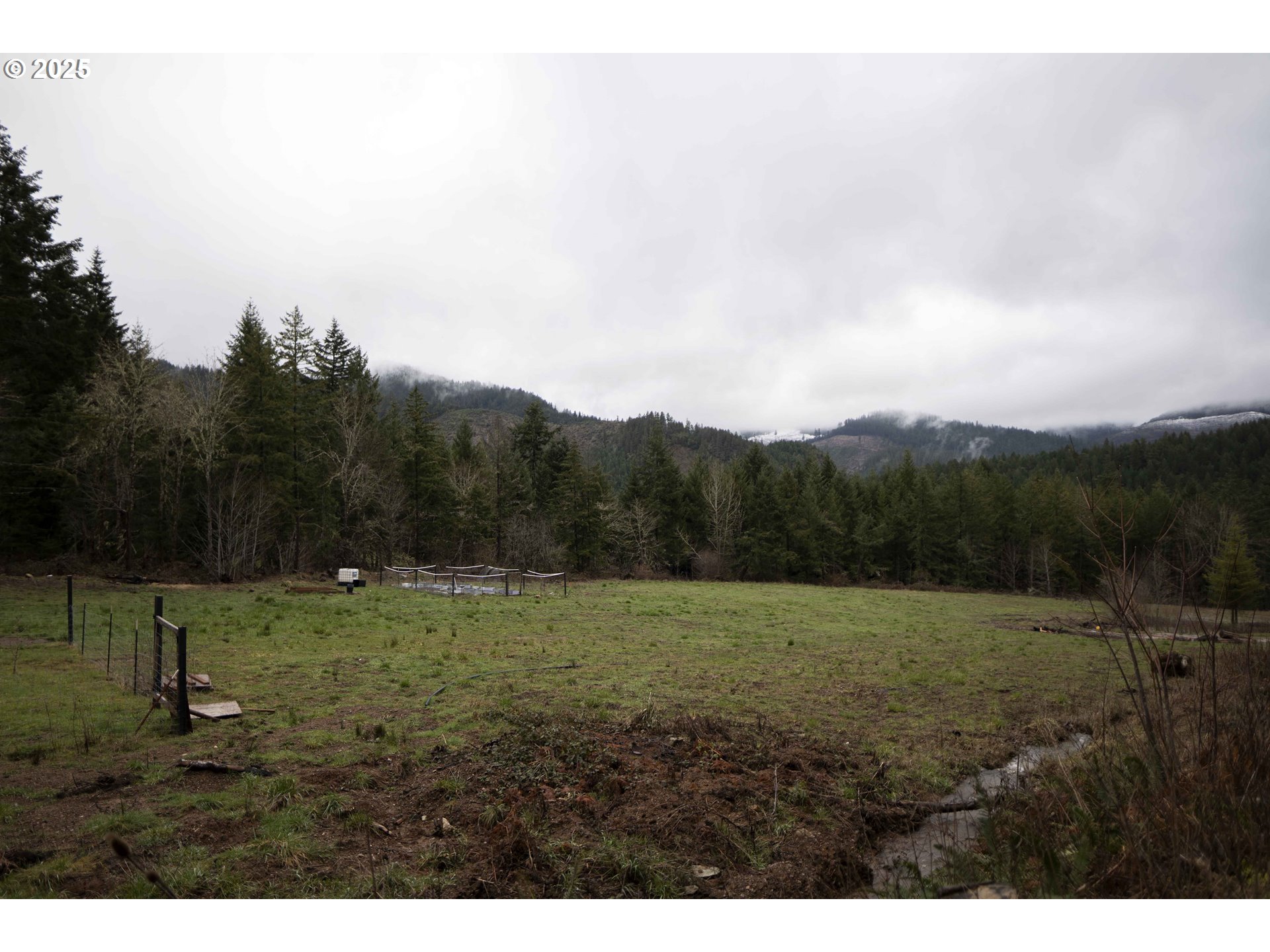 6228 Upper Cow Creek Rd Property Photo 40