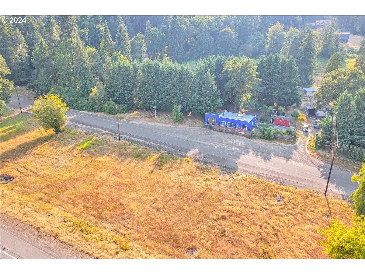 26901 Nw Saint Helens Rd Property Photo 3