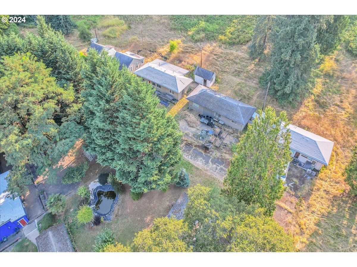 26901 Nw Saint Helens Rd Property Photo 7