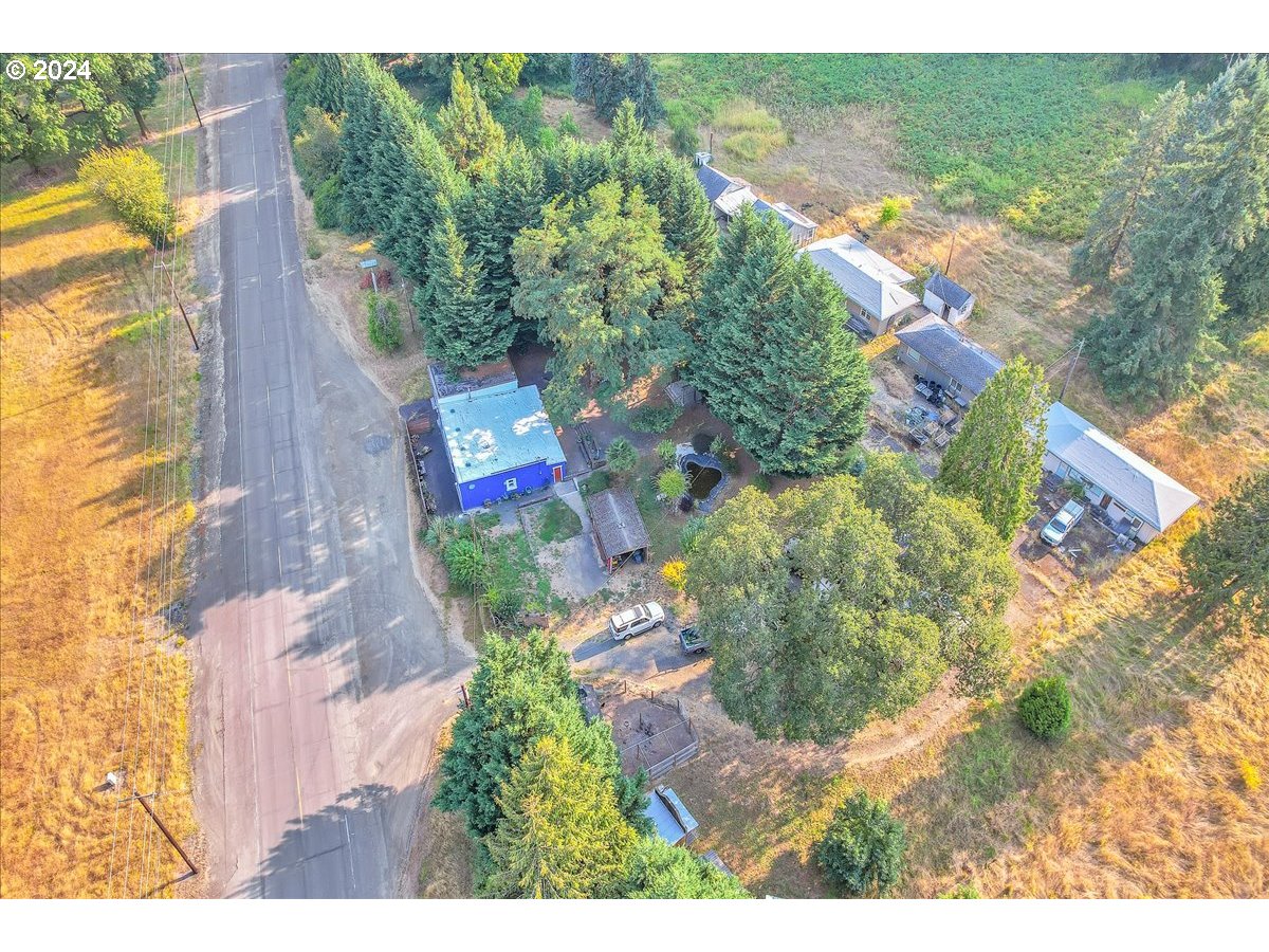 26901 Nw Saint Helens Rd Property Photo 12