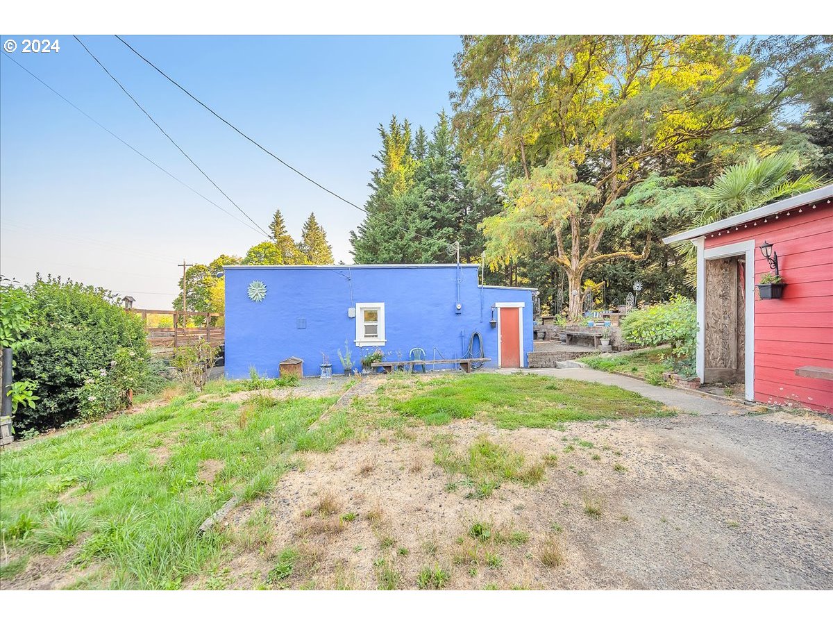 26901 Nw Saint Helens Rd Property Photo 36