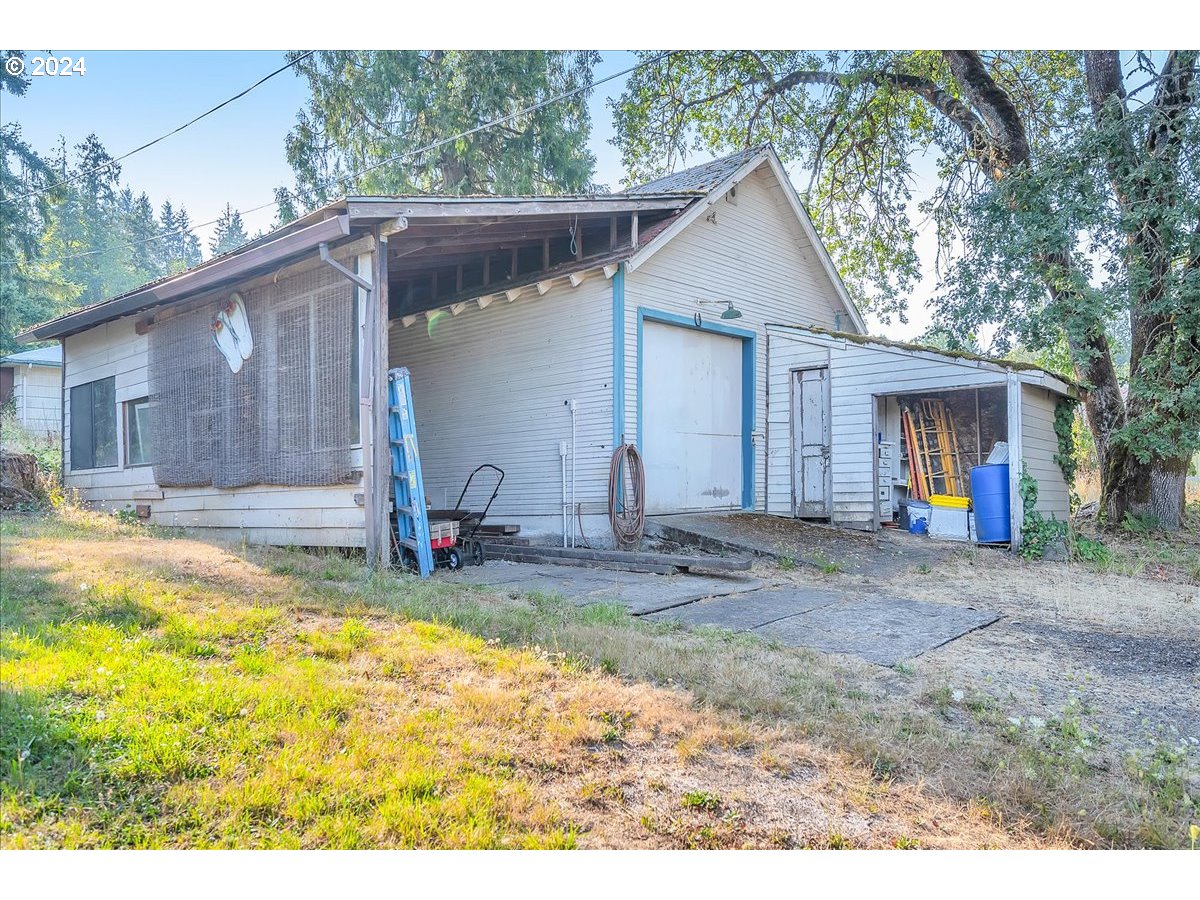 26901 Nw Saint Helens Rd Property Photo 40