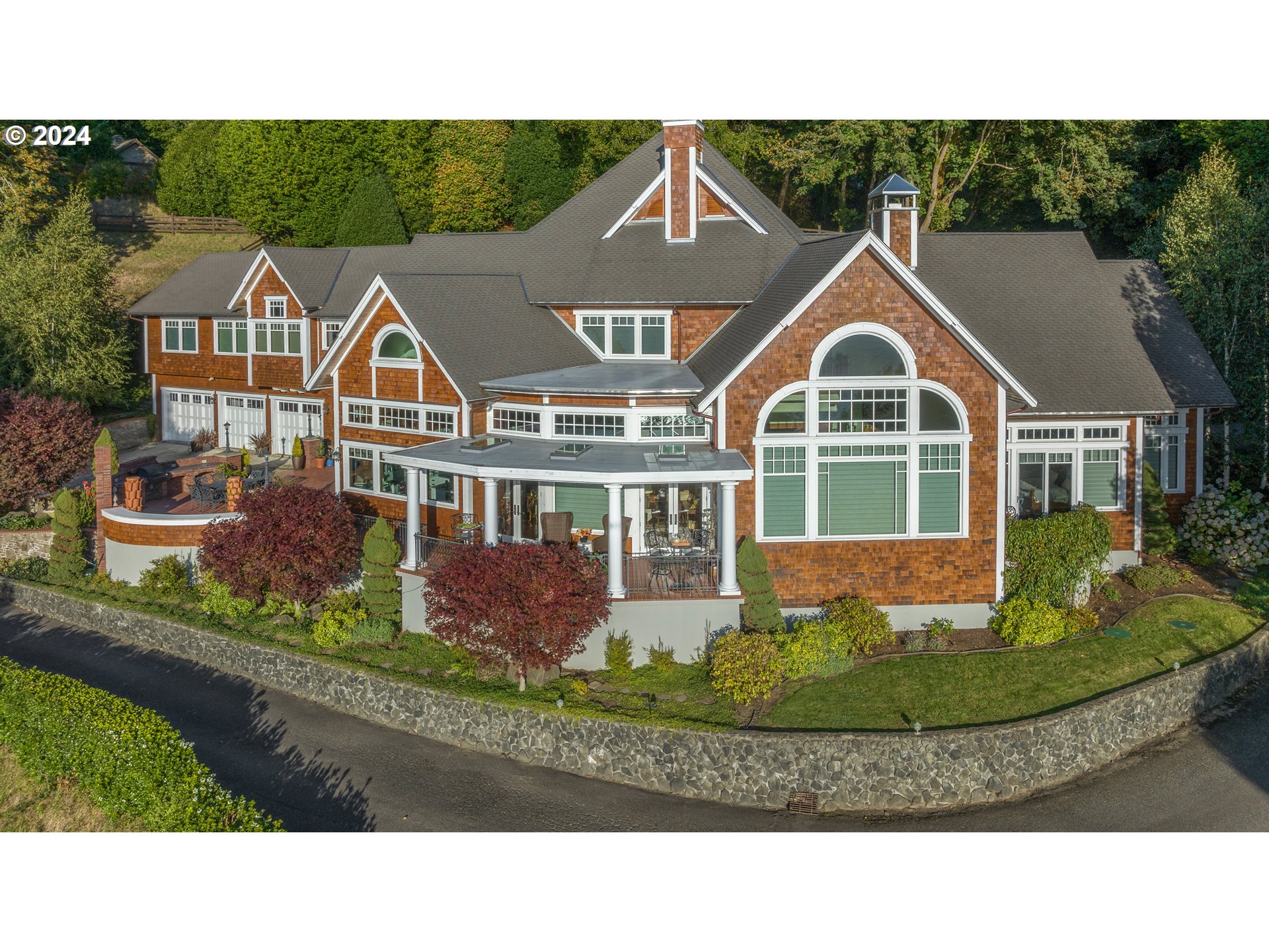 66528 E Bay Rd Property Photo 1