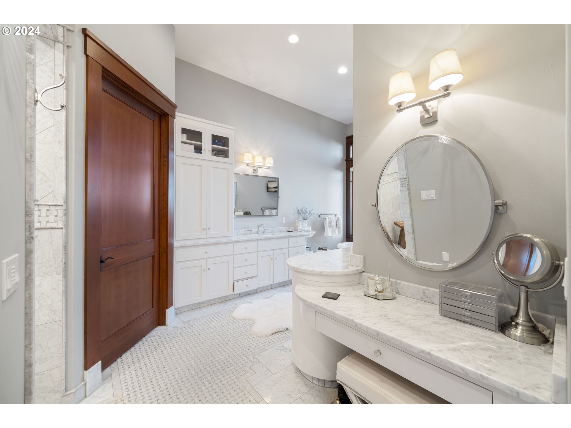 66528 E Bay Rd Property Photo 21