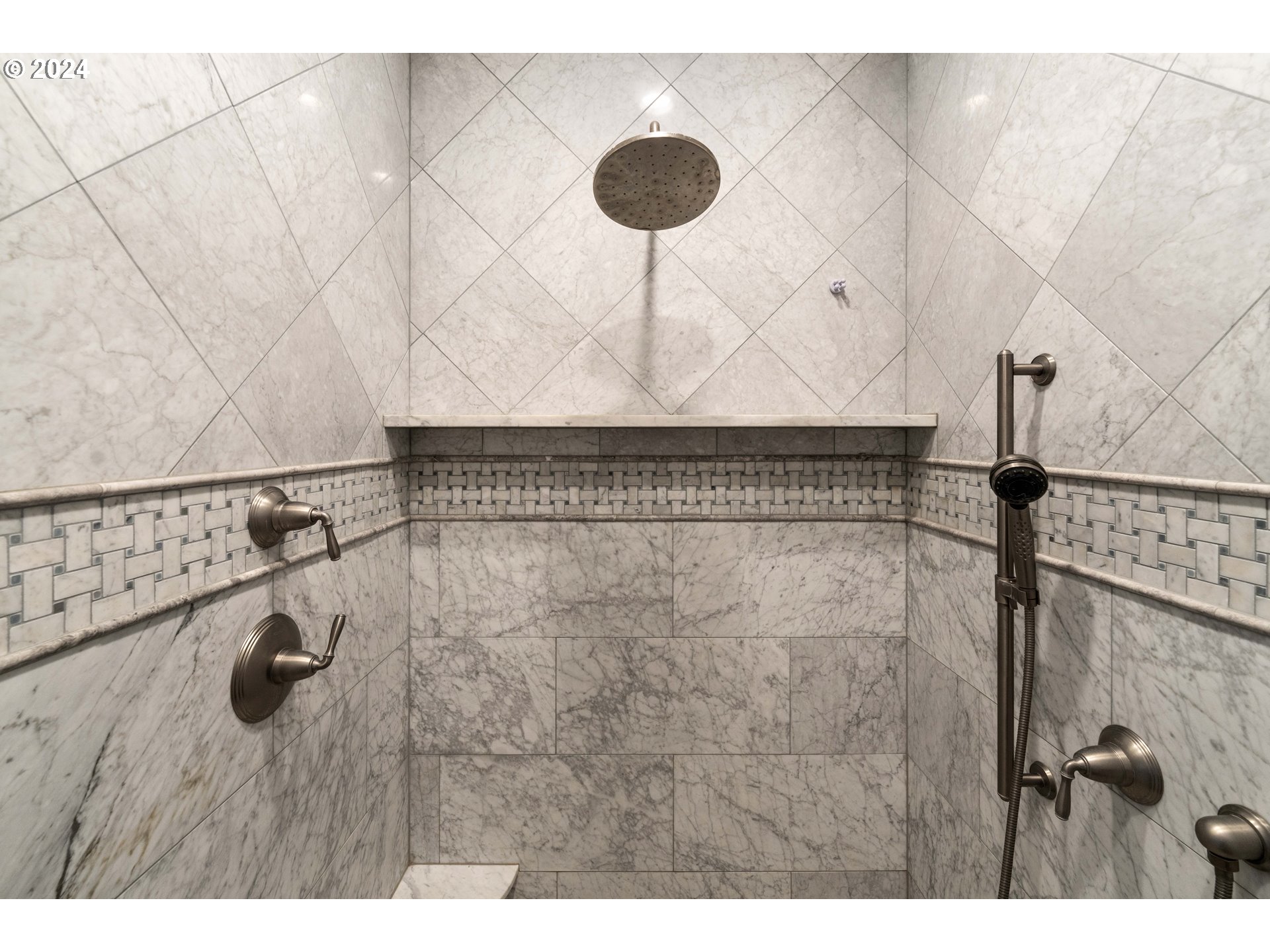 66528 E Bay Rd Property Photo 24