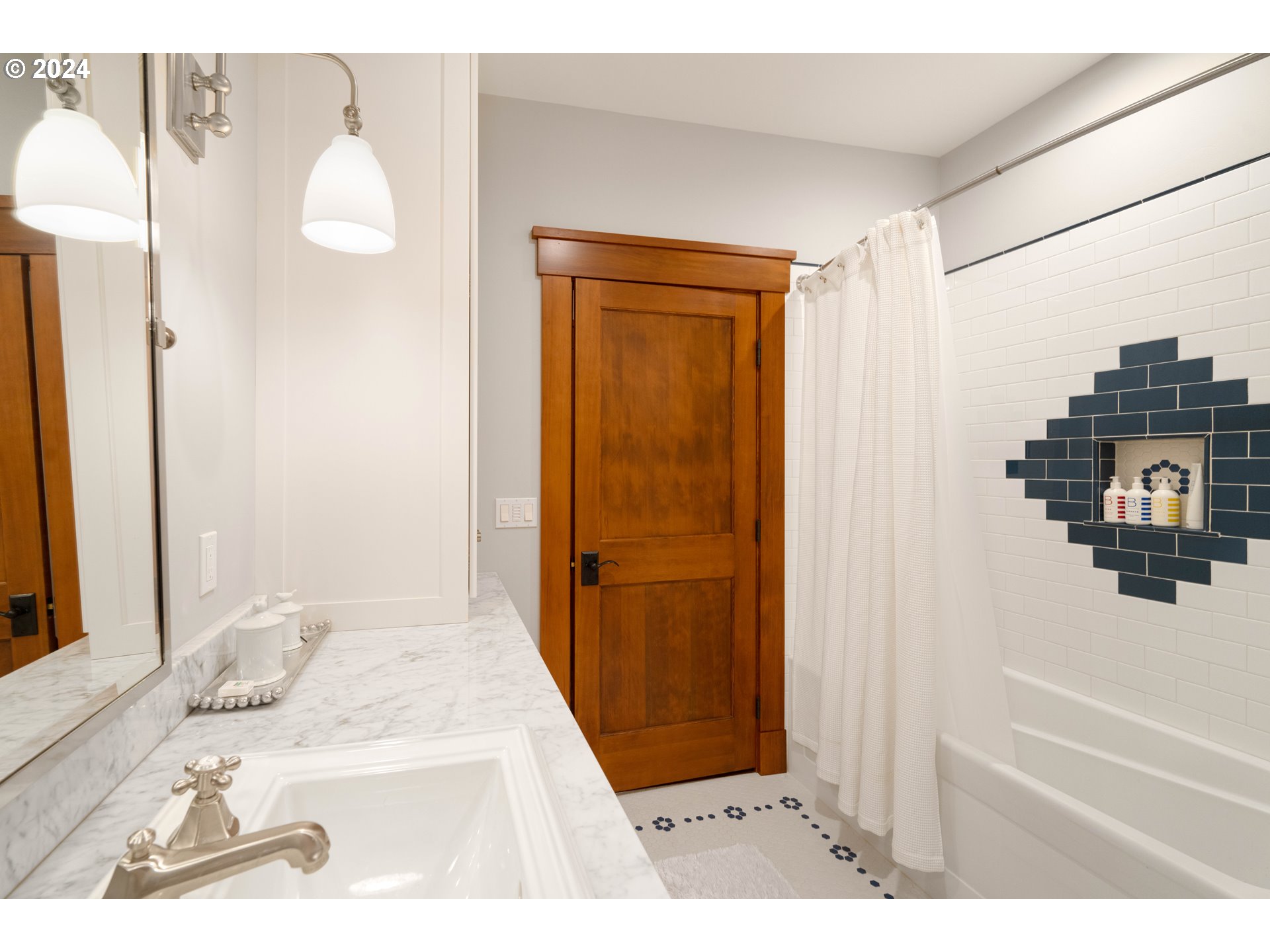 66528 E Bay Rd Property Photo 31
