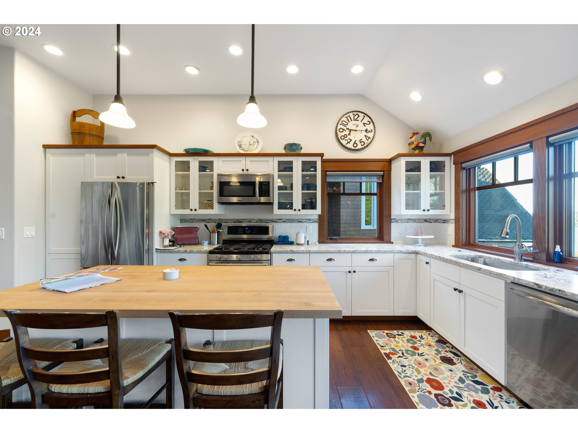 66528 E Bay Rd Property Photo 36