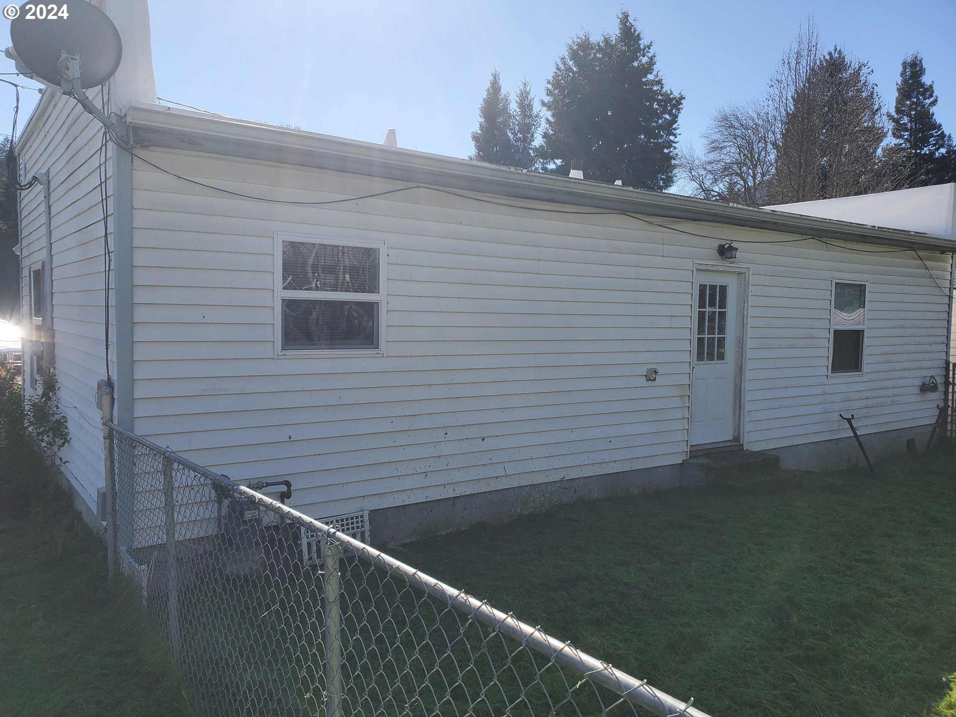 204 Ne Pine Ave Property Photo 6
