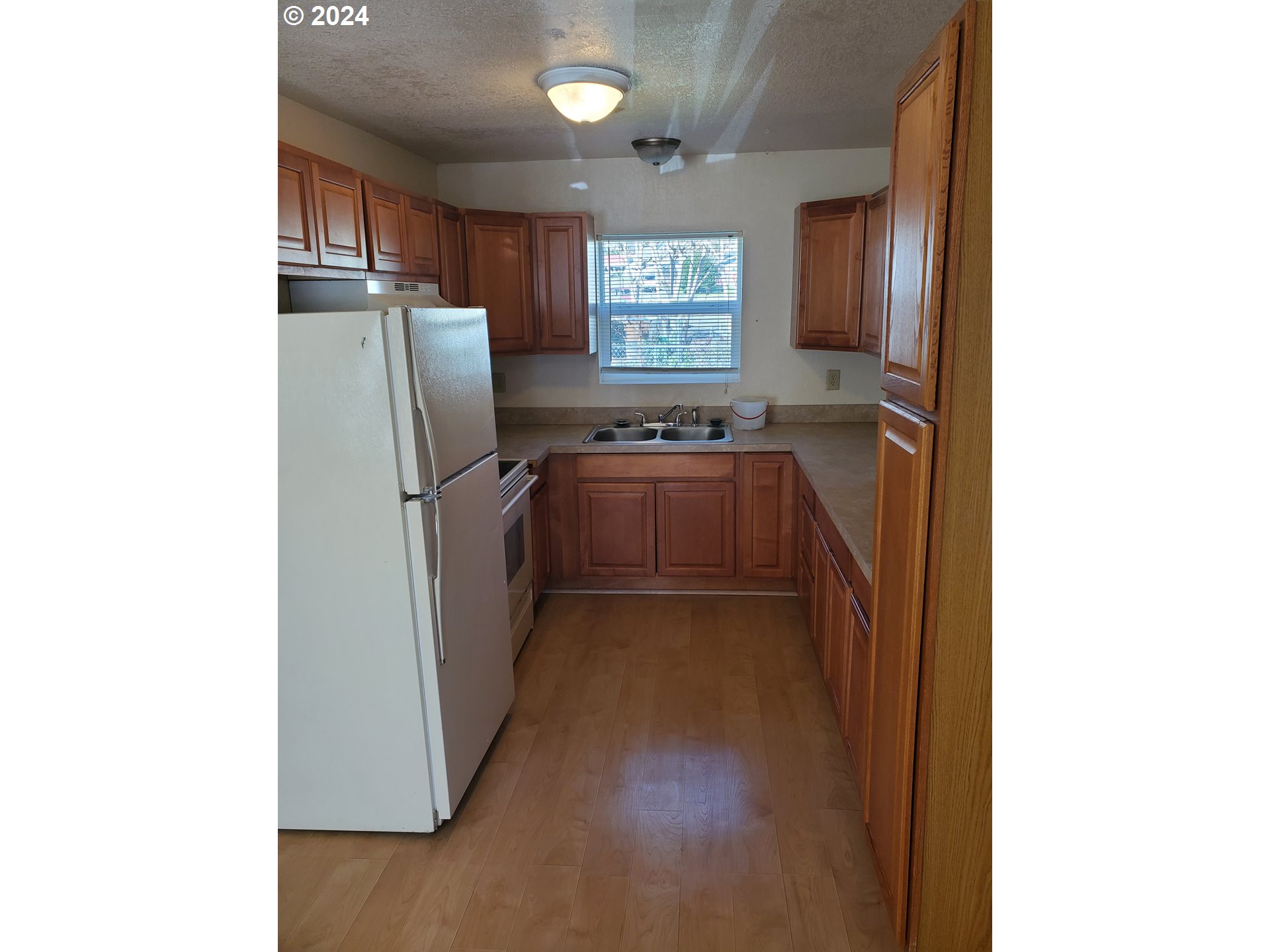 204 Ne Pine Ave Property Photo 8
