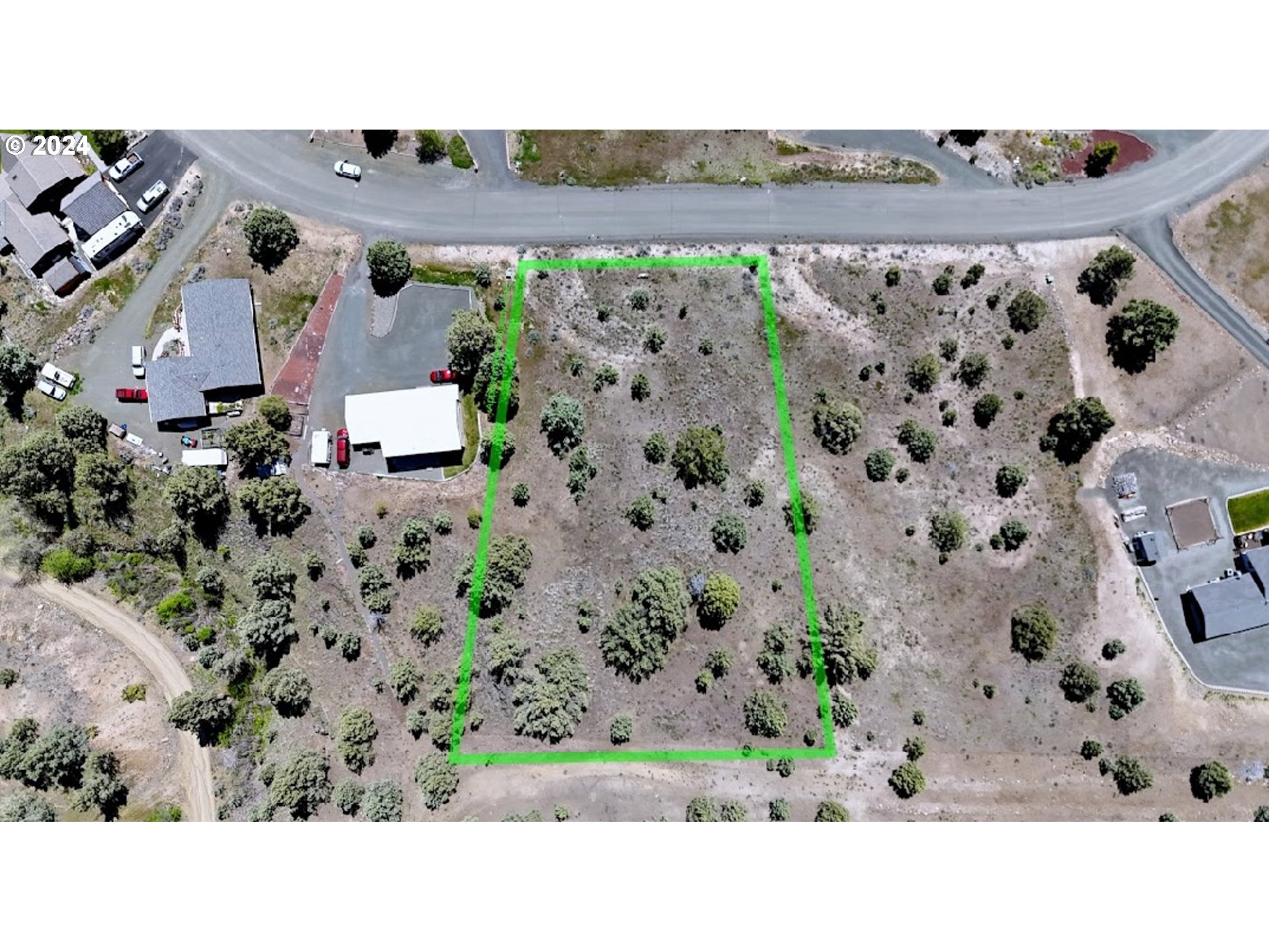 227 Valley View Dr Property Photo 1
