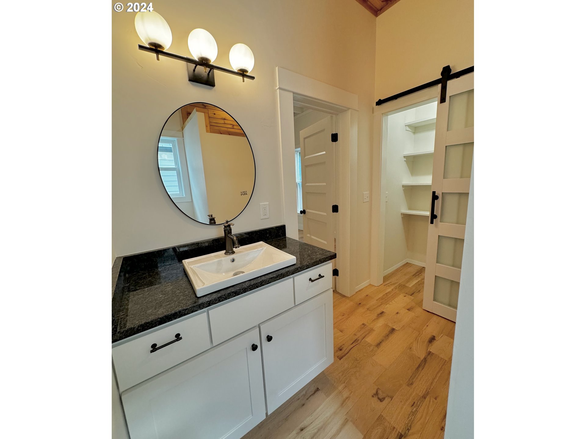 2231 3rd St Property Photo 16