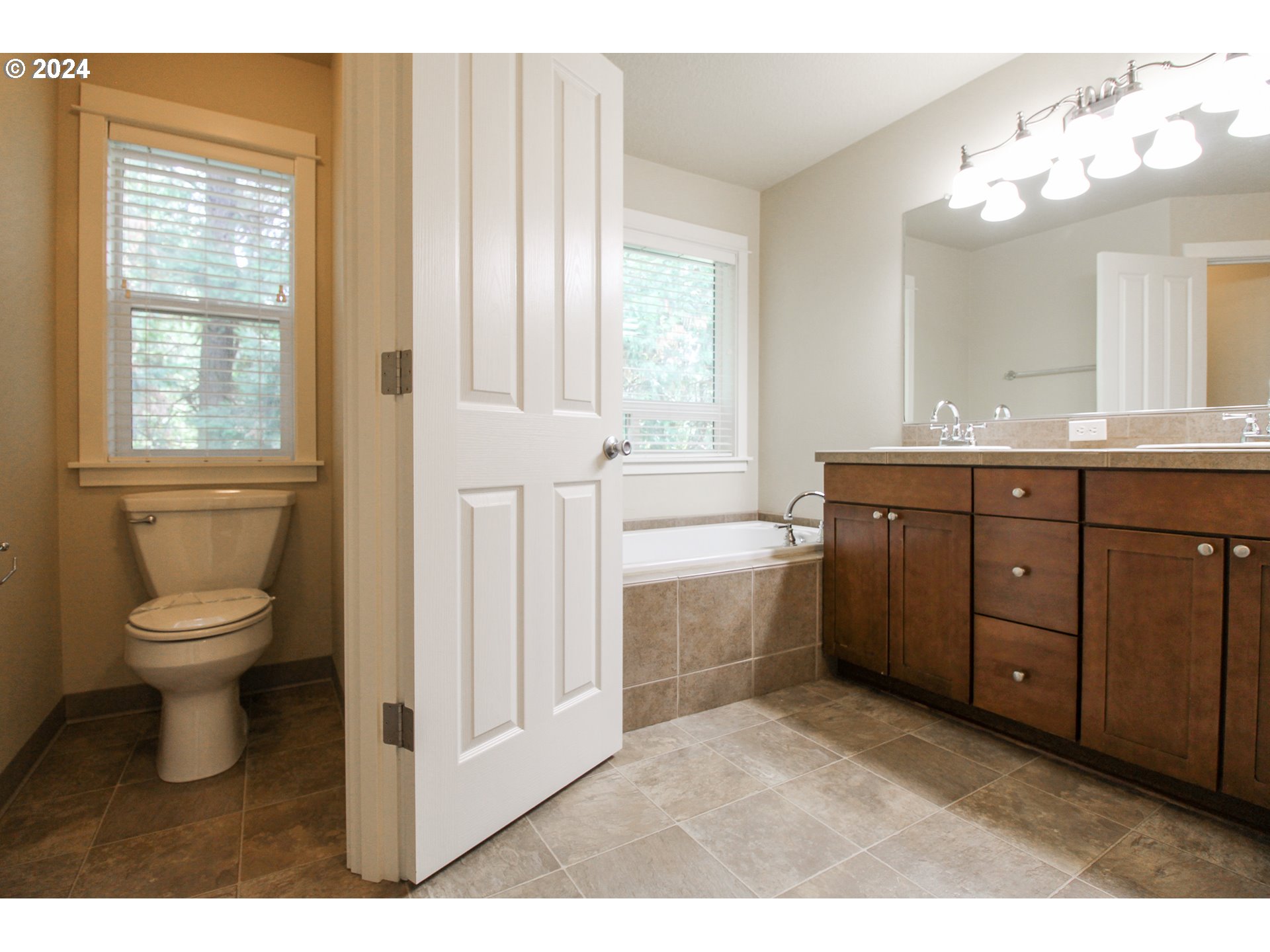 7610 Maebelle Ln Ne Property Photo 19