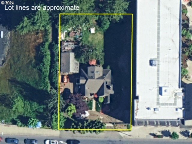 9715 Ne Glisan St Property Photo 1