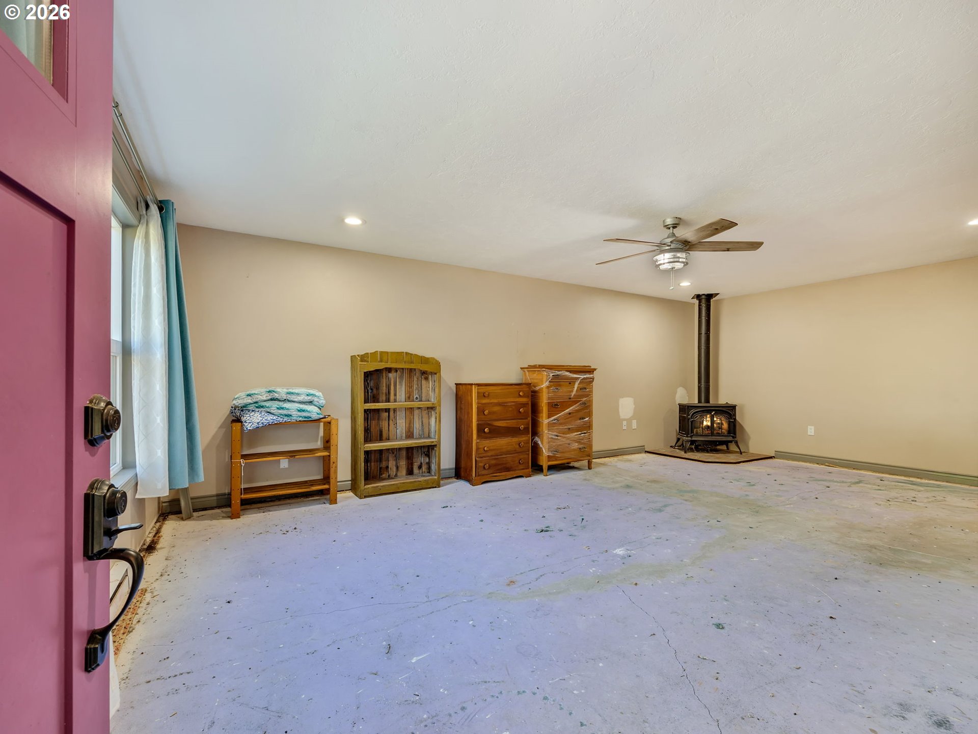 134 Sw Cedar Ave Property Photo 4