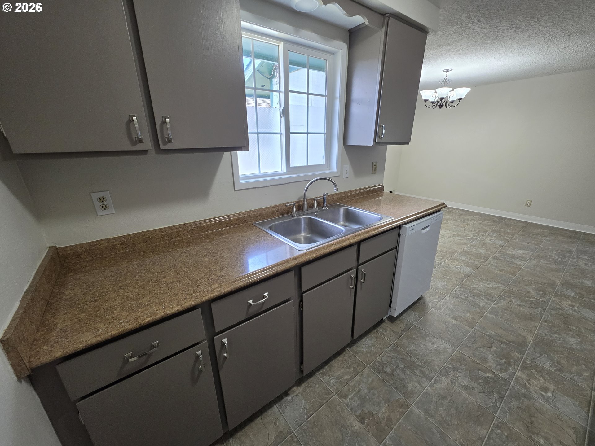 1407 Bowmont Ave Property Photo 12