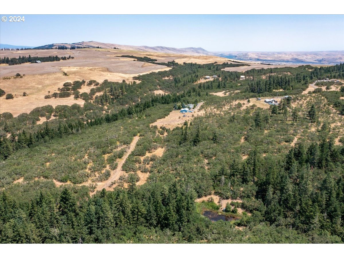 6538 Halliburton Rd Property Photo 28