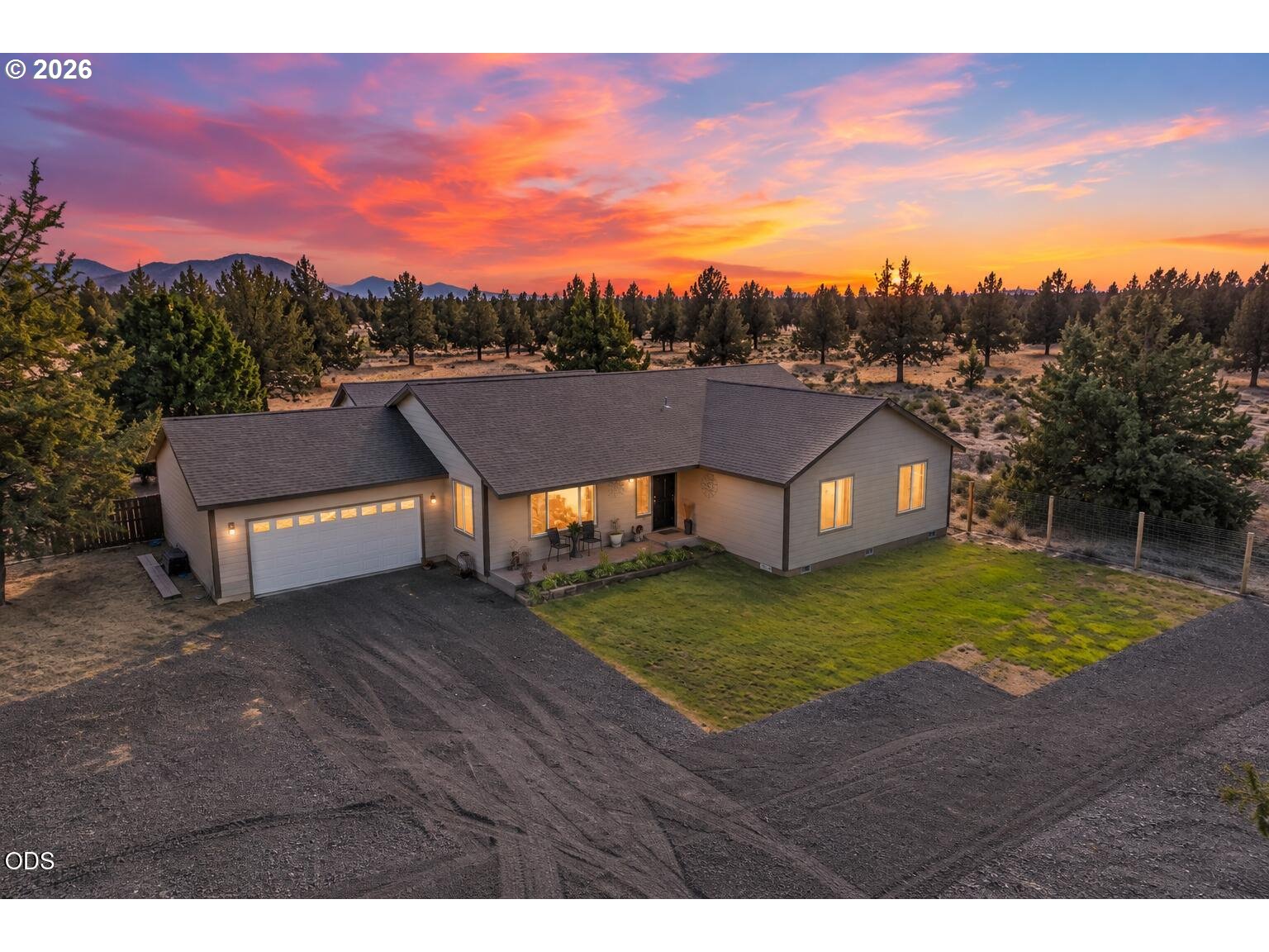 5655 Sw Deer Rd Property Photo 1