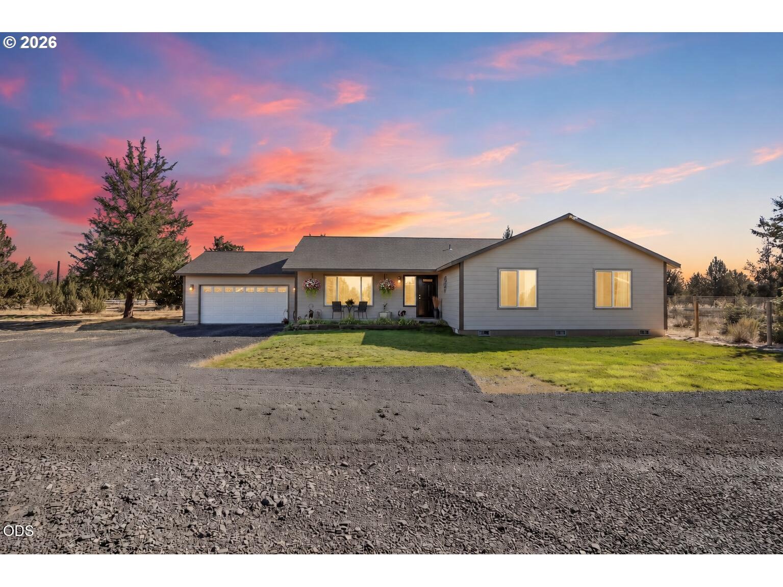 5655 Sw Deer Rd Property Photo 2