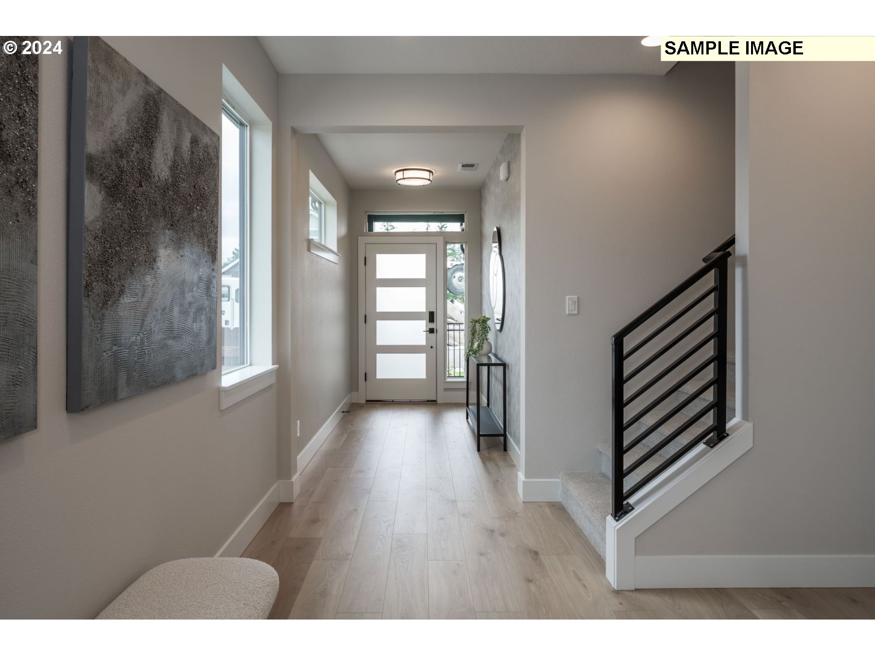 2158 S River Rd Property Photo 5