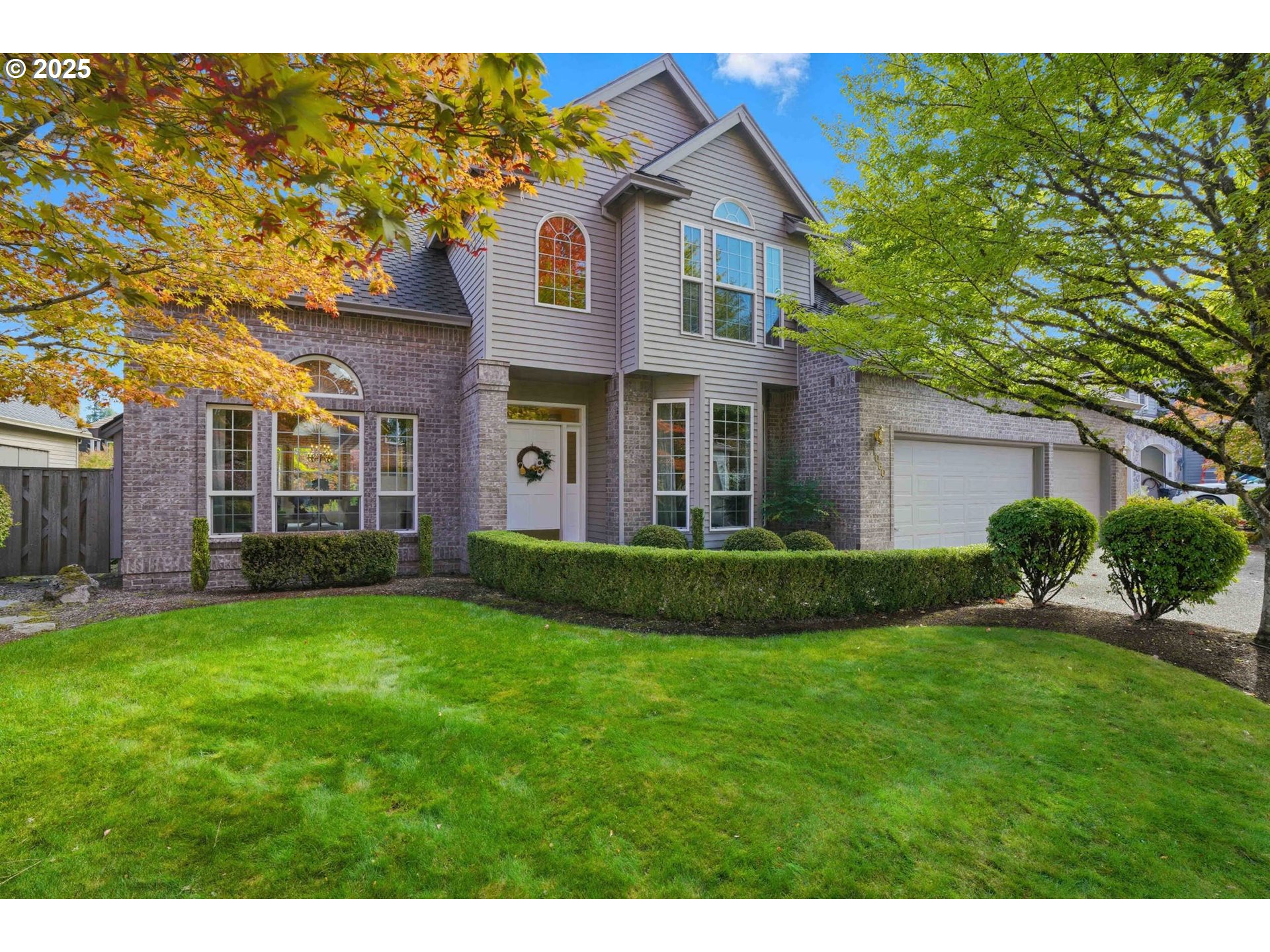 11060 Sw Byrom Ter Property Photo 2
