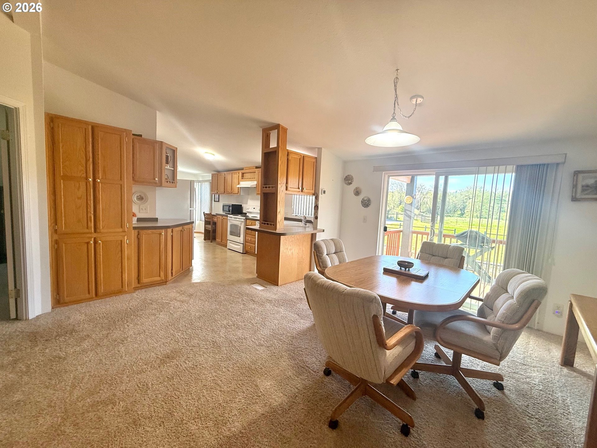 843 Stearns Ln Property Photo 16