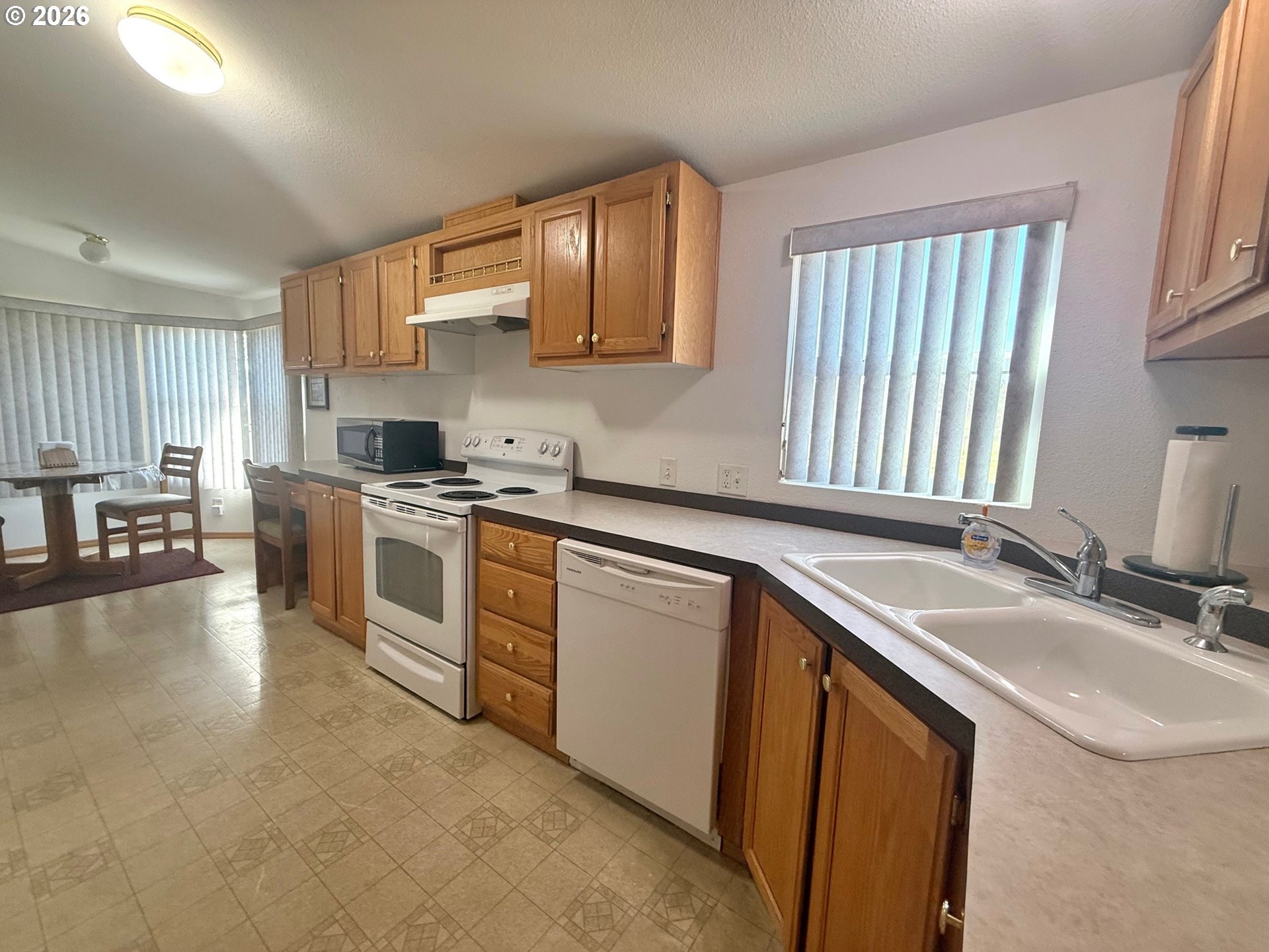843 Stearns Ln Property Photo 17