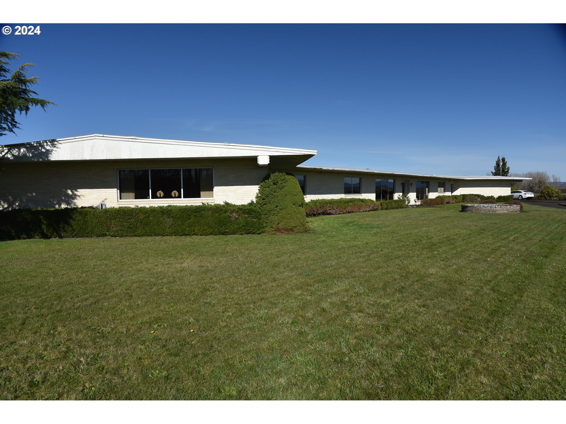 53765 E Honeyman Rd Property Photo 4