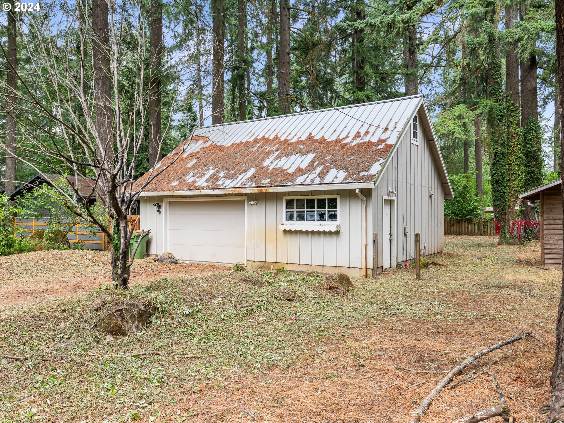 16061 Waluga Dr Property Photo 14